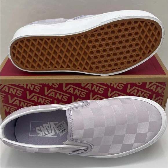 Vans Platform Sneakers Classic Slip-On Stackform
Satin Checkerboard Lilac Lavand - Picture 3 of 16
